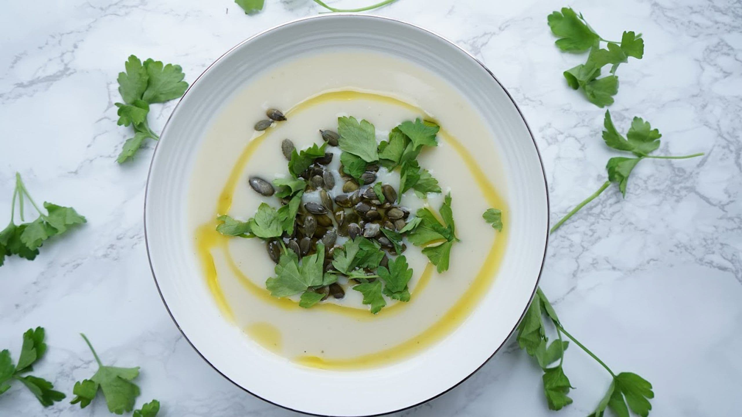 Creamy cauliflower soup