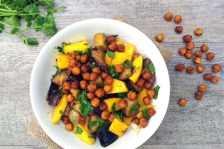 cropped-aubergine-mango-salad-with-spicy-roasted-chickpeas-768x512