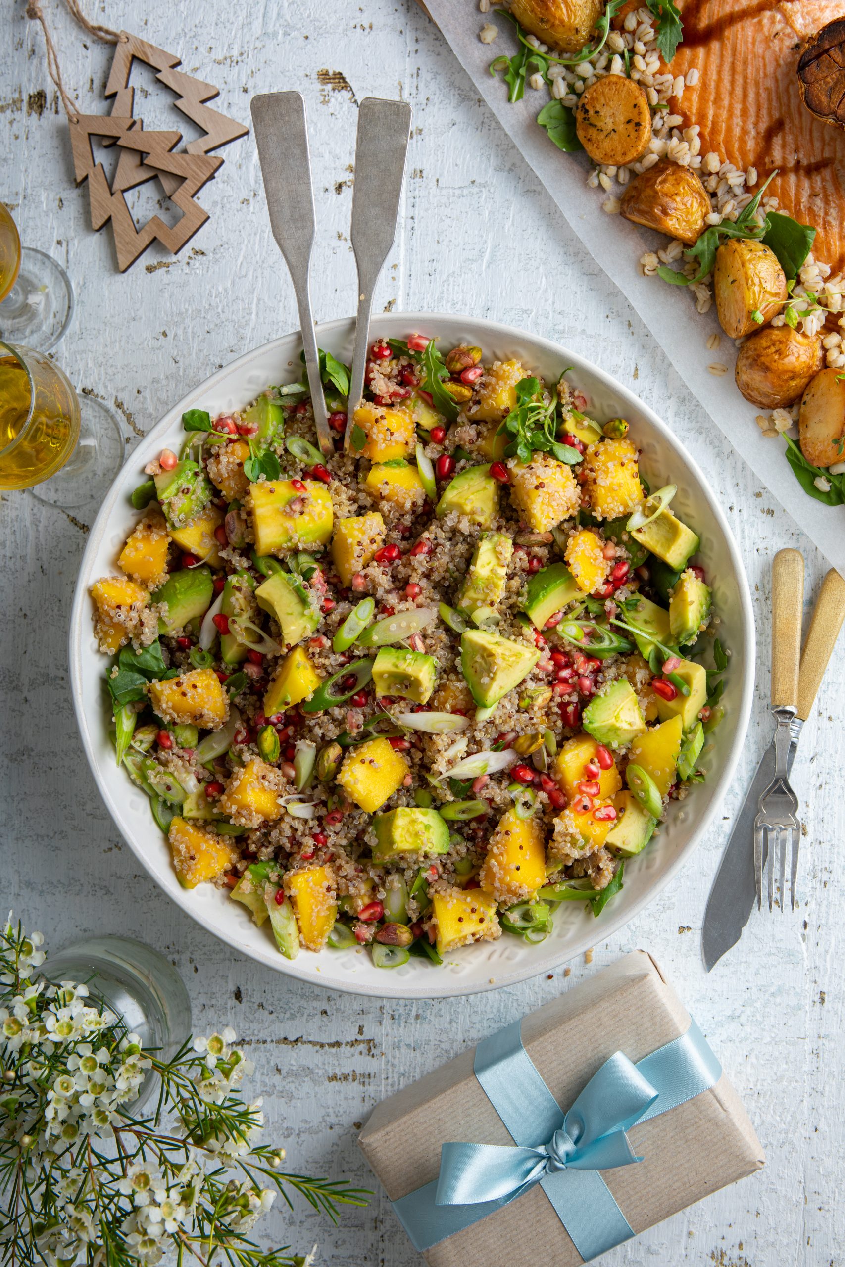 Quinoa Salad with Avocado, Mango and Pomegranate